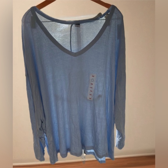 Old navy light blue light sweatshirt - Picture 2 of 5